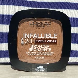 ✌🏼3/$30✌🏼L’Oreal Paris Infallible 24H Fresh Wear Bronzer - 300 Light Medium